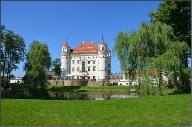 Pałac w Wojanowie-widok od parku