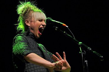 Finał WOSP w SOK; Suwałki - 12.I.2014 - m.in. Czerwony Tulipan, Bracia i Siostry, Czeremszyna #BraciaISiostry #Czeremszyna #koncert #muzyka #SuwalskiOśrodekKultury #Suwałki #WielkaOrkiestraŚwiątecznejPomocy