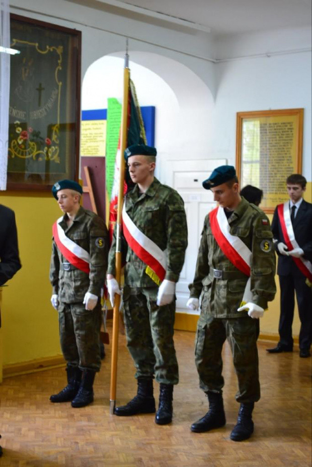 Szczęśliwej drogi już czas.... czyli pożegnanie klasy trzeciej- fot. Klaudia Grabowska #Sobieszyn #Brzozowa