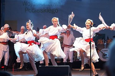 Parada Województwa Podlaskiego; ZPiT Suwalszczyzna, 21.VI.2014 #folklor #muzyka #ParadaWojewództwaPodlaskiego #Suwalszczyzna #Suwałki #taniec #ZespółPieśniITańca