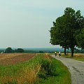 takie szlaki lubię najbardziej :) nawet 30*C nie przeszkadza w podóży