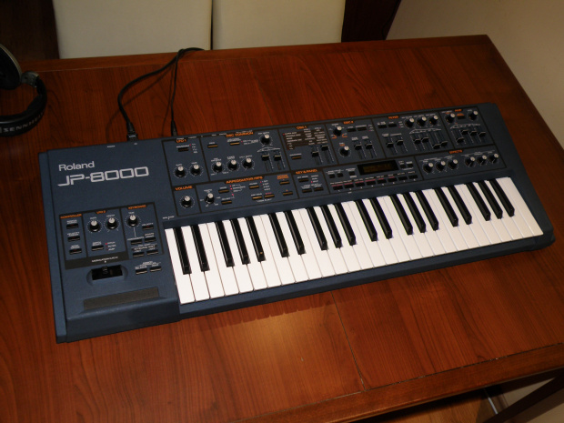 Roland JP-8000 Azzorka