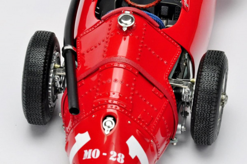 Maserati 250F #1 J.M. Fangio 1957 F1 Champion - 1:18 CMC