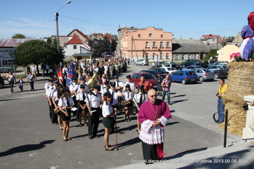 Dożynki diecezjalne i gminne w Strzelnie 2013