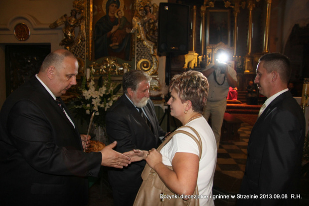 Dożynki diecezjalne i gminne w Strzelnie 2013