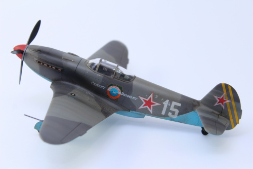 Yak-3 tombie01
