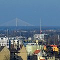 Wrocław - widok z MOSTKU CZAROWNIC - na linii horyzontu Most Rędziński