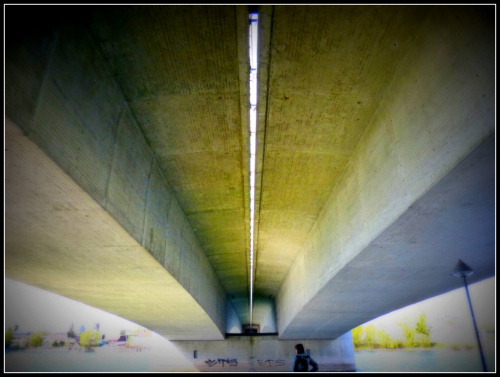 pod mostem