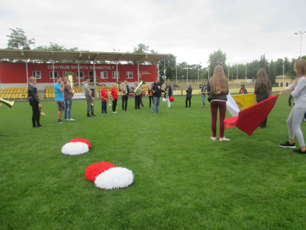 24 czerwca 2015 - Warsztaty muzyczne w Szamotułach. Pierwszy dzień - próby zaczęliśmy zaraz po przyjeździe.