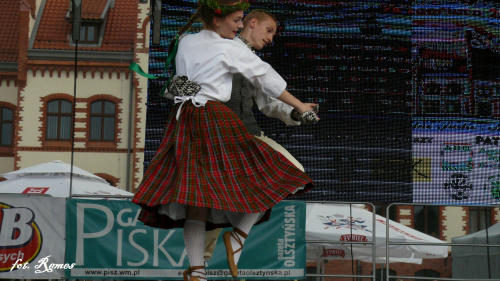 V Międzynarodowy Jarmark św. Jana - 2015- gościł zespoły folklorystyczne z Indii, Łotwy i Słowacji. Lokalni artyści to, Piska Orkiestra Dęta, Zespół Pieśni i Tańca Ziemia Piska, Zespół MY PISZANIE #Pisz