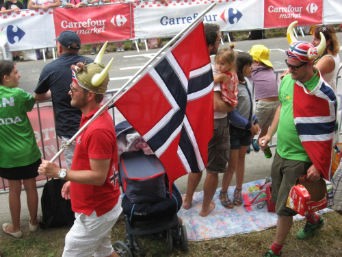 Grupa norweskich kibiców #Tour de #France #Plumelec